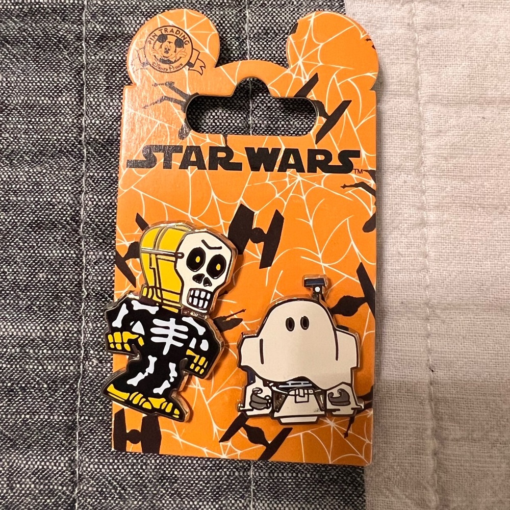Disney Halloween Pin